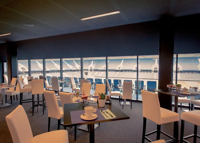 1872 Stadium Hotel 4*